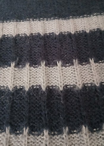 Gri Çizgili Örgü Kadın Kazak - Görsel 3