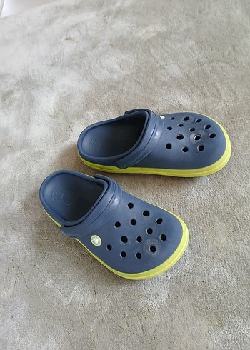 Crocs Erkek Çocuk 34-35 Numara Terlik