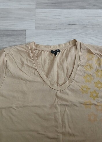 River Island V yaka tshirt