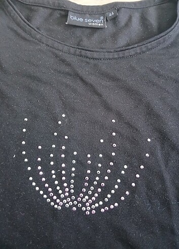m Beden Taşlı tshirt