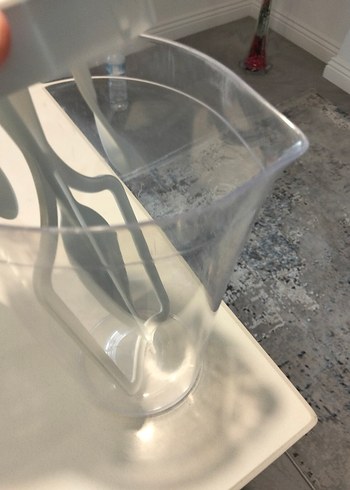 Beyaz Kapaklı Şeffaf Su Sürahisi - Görsel 6