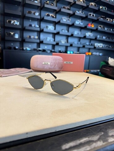 ?Miu miu Sunglasses