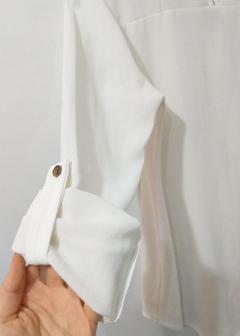 Zincir Detaylı Beyaz Kadın Gömlek - Görsel 6