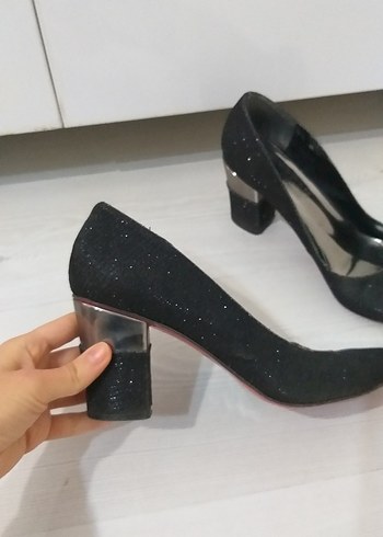 Siyah Simli Kadın Topuklu Ayakkabı - Görsel 3
