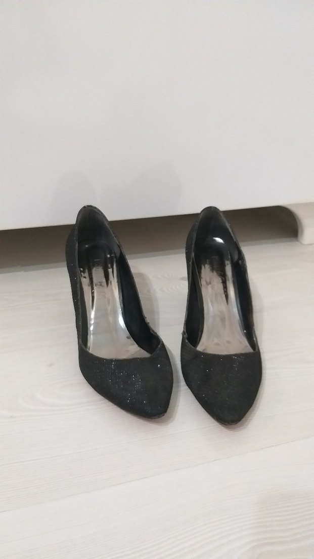 Siyah Simli Kadın Topuklu Ayakkabı - Görsel 2