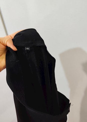 Kadın Siyah Kumaş Kemerli Pantolon - Görsel 8