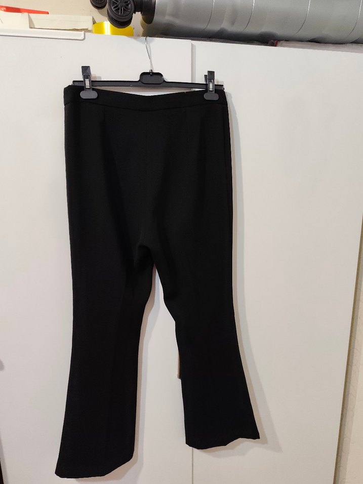 Kadın Siyah Kumaş Kemerli Pantolon - Görsel 3