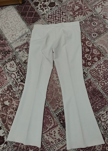 Beyaz Düğmeli Midi Kumaş Pantolon - Görsel 2