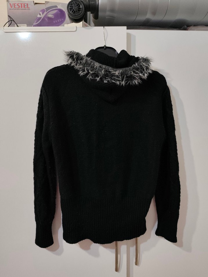 Siyah Kürklü Uzun Kollu Kadın Ceket - Görsel 4