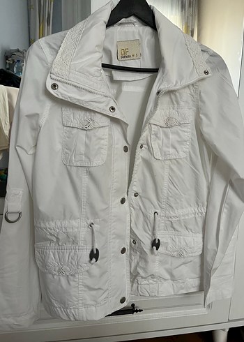 Düğmeli Beyaz Midi Kadın Ceket - Görsel 5