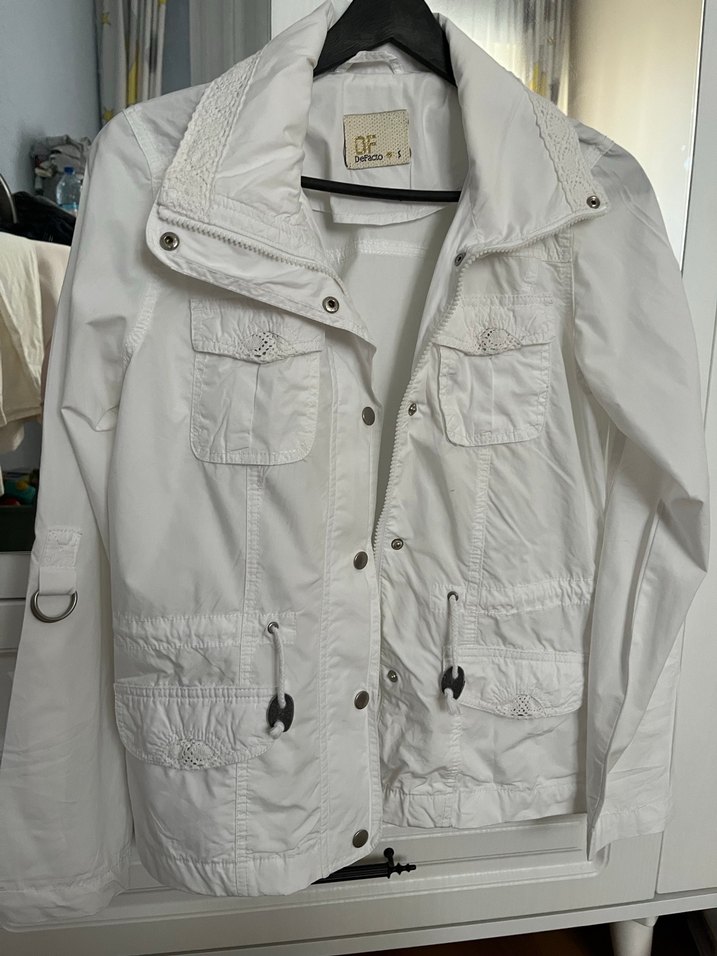 Düğmeli Beyaz Midi Kadın Ceket - Görsel 5