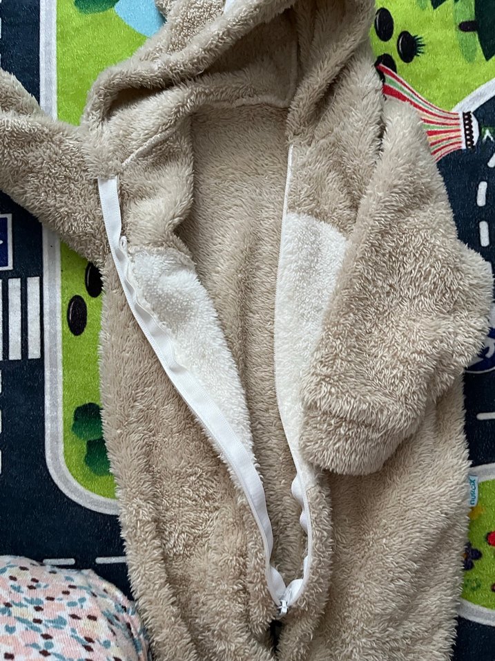 Kulaklı Kahverengi Peluş Bebek Tulumu - Görsel 4