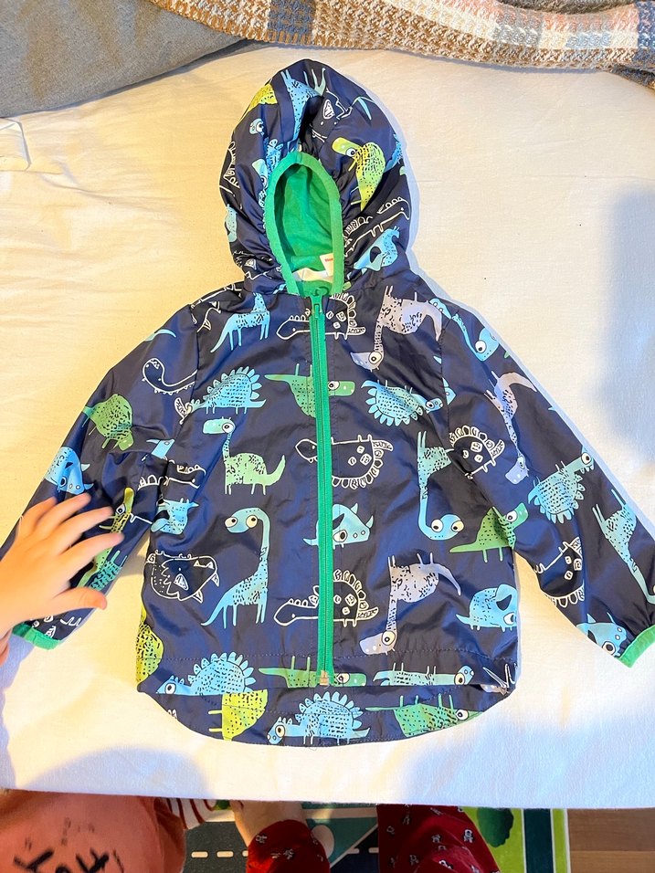 Parlak Yeşil Kapüşonlu Erkek Bebek yağmurluk - Görsel 4