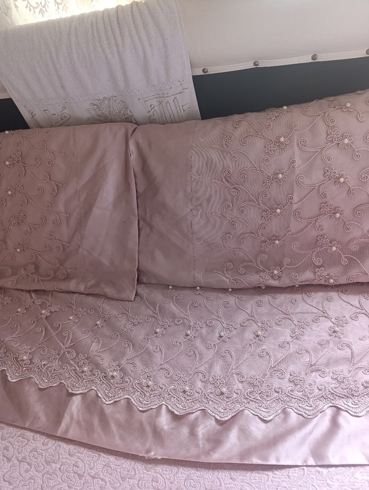 Bej Düz Renk Yatak Örtüsü - Görsel 3