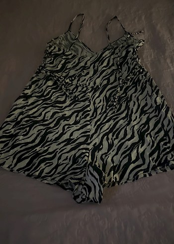 Zebra Desenli Kadın Mini Tulum - Görsel 4