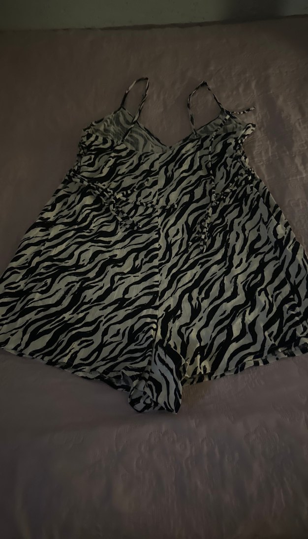 Zebra Desenli Kadın Mini Tulum - Görsel 4