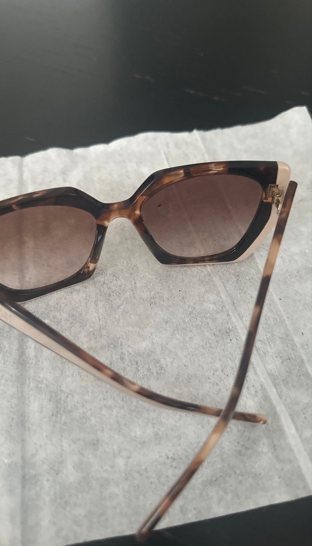 Şeffaf Kahverengi Kadın Güneş Gözlüğü - Görsel 5