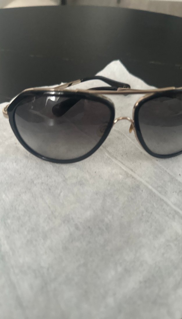 Klasik Siyah-Gri Tokalı Kadın Gözlüğü - Görsel 2