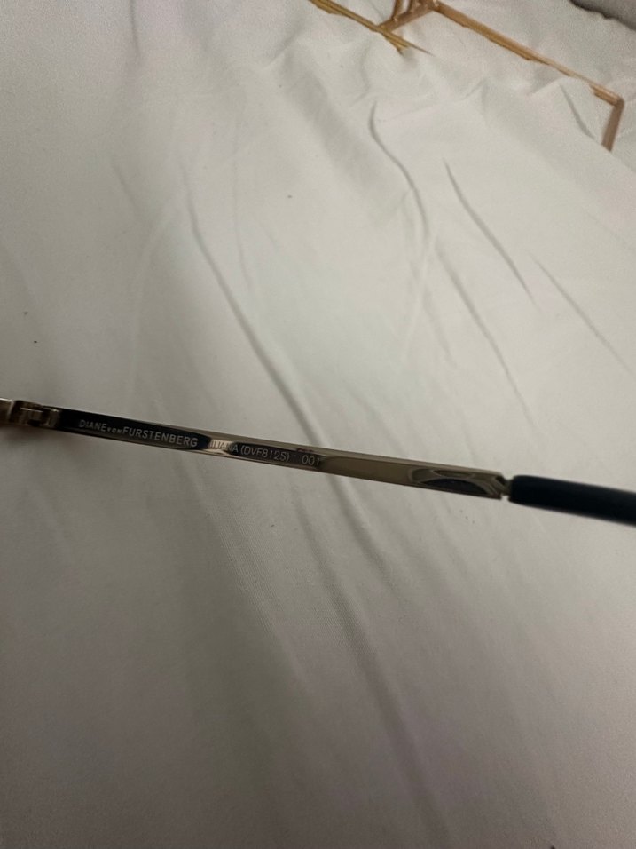 Klasik Siyah-Gri Tokalı Kadın Gözlüğü - Görsel 5