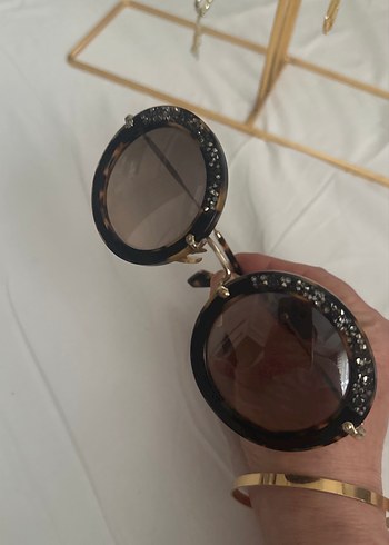 Payet Detaylı Koyu Bej Kadın Gözlük - Görsel 3