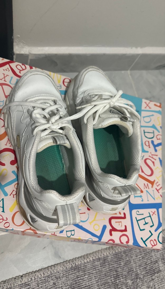 Beyaz Bağcıklı Kadın Spor Ayakkabı - Görsel 2