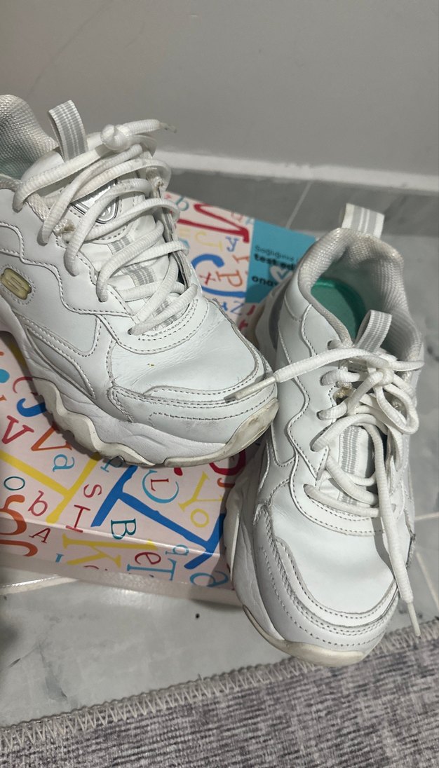 Beyaz Bağcıklı Kadın Spor Ayakkabı - Görsel 4