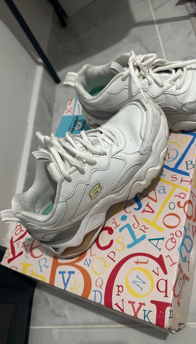 Beyaz Bağcıklı Kadın Spor Ayakkabı - Görsel 3