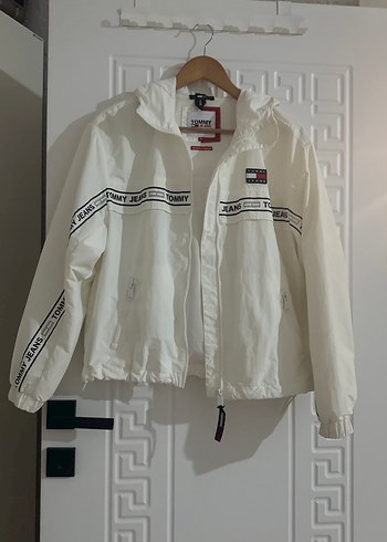 Tommy Jeans Beyaz Kapüşonlu Kadın Ceket - Görsel 3