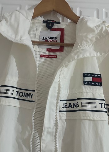 Tommy Jeans Beyaz Kapüşonlu Kadın Ceket - Görsel 4