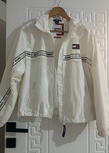 Tommy Jeans Beyaz Kapüşonlu Kadın Ceket - Görsel 2
