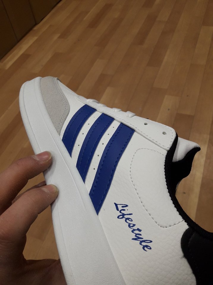 Erkek Beyaz Adidas Lifestyle Bağcıklı Spor Ayakkabı - Görsel 4