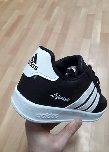 Siyah Beyaz Adidas Lifestyle Erkek Spor Ayakkabı - Görsel 3