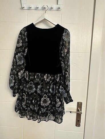 xs Beden Zara elbise