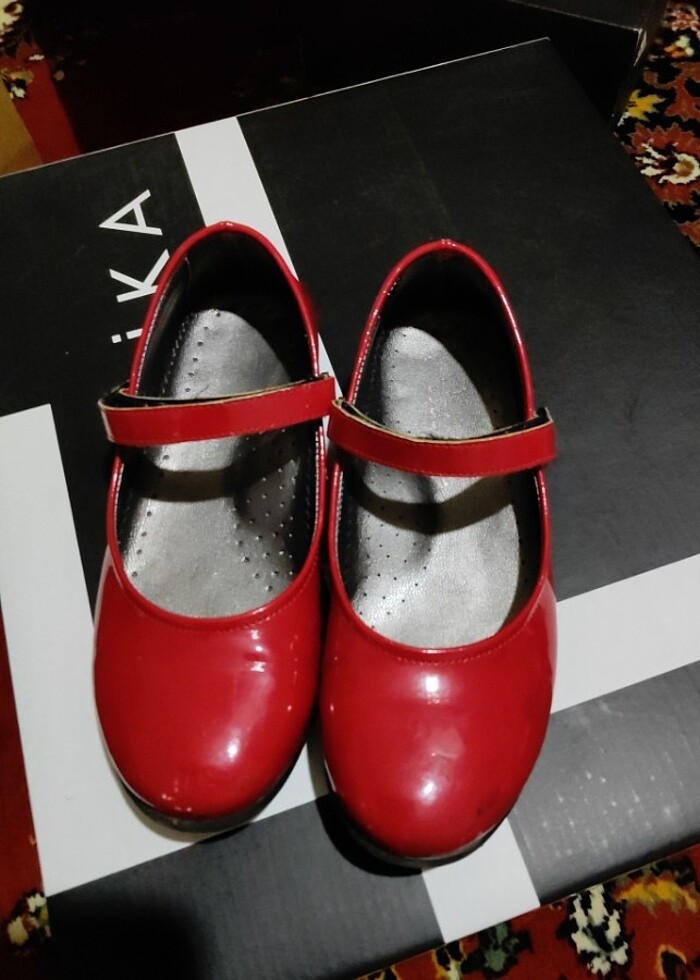 kırmızı rugan babet - Görsel 2