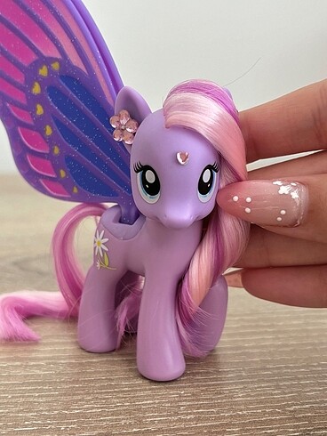  Beden My Little Pony Daisy Dreams Glimmer Wings