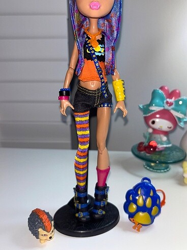 Beden Monster High Howleen Wolf Bebek