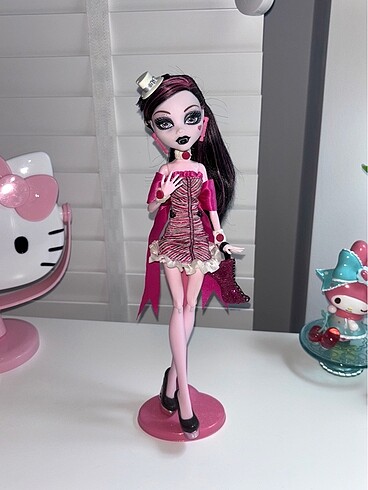 Monster High Doth Draculaura Bebek