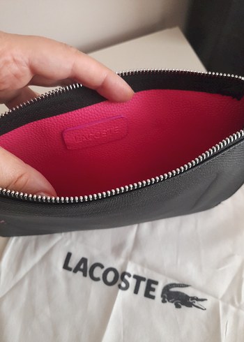 Lacoste Siyah Kadın Fermuarlı Çanta - Görsel 3