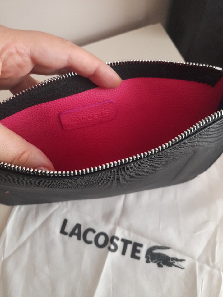 Lacoste Siyah Kadın Fermuarlı Çanta - Görsel 3