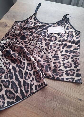 Saten takim - Görsel 2