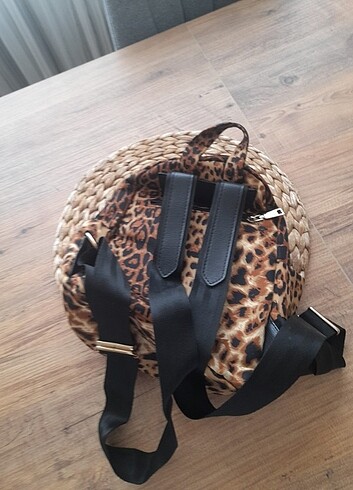 Leopar sirt cantasi - Görsel 3