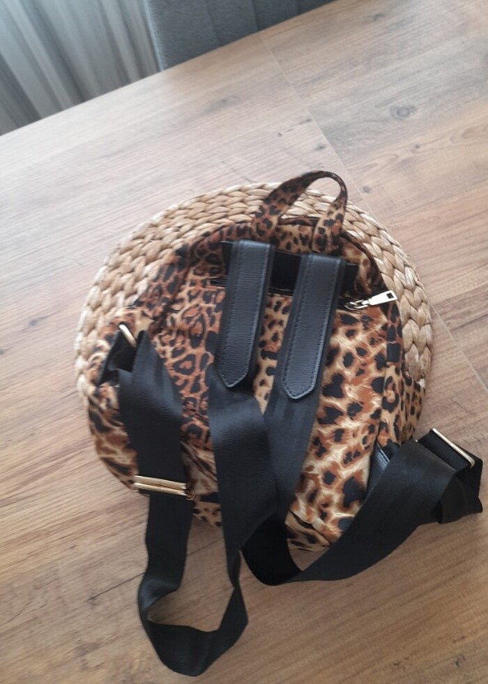 Leopar sirt cantasi  - Görsel 3