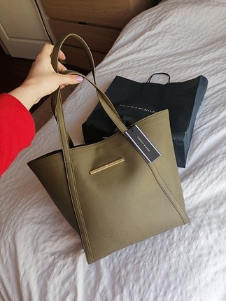 Tommy Hilfiger etiketli Haki tote çanta