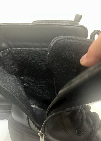 Siyah bot - Görsel 5