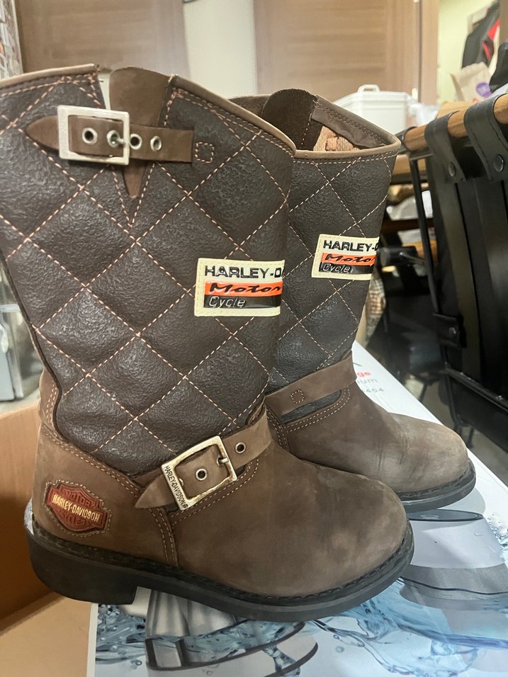 Kahverengi Kadın Bot - Görsel 2