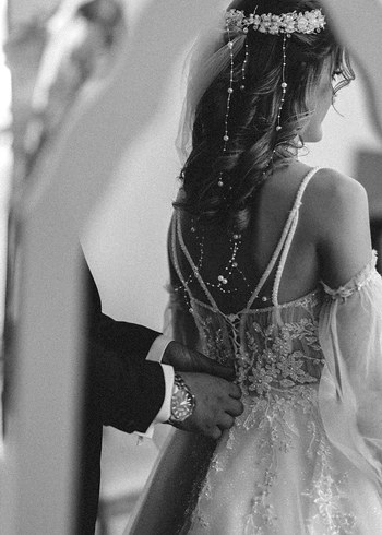 Bej V Yakalı Uzun A Kesim Gelinlik - Görsel 2