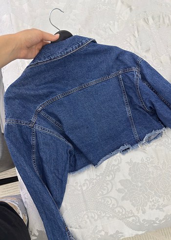 Düğmeli Kısa Mavi Denim Ceket - Görsel 3