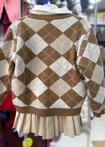 Kız Çocuk Kahverengi Nakışlı Örgü Hırkalı etekli takım - Görsel 3