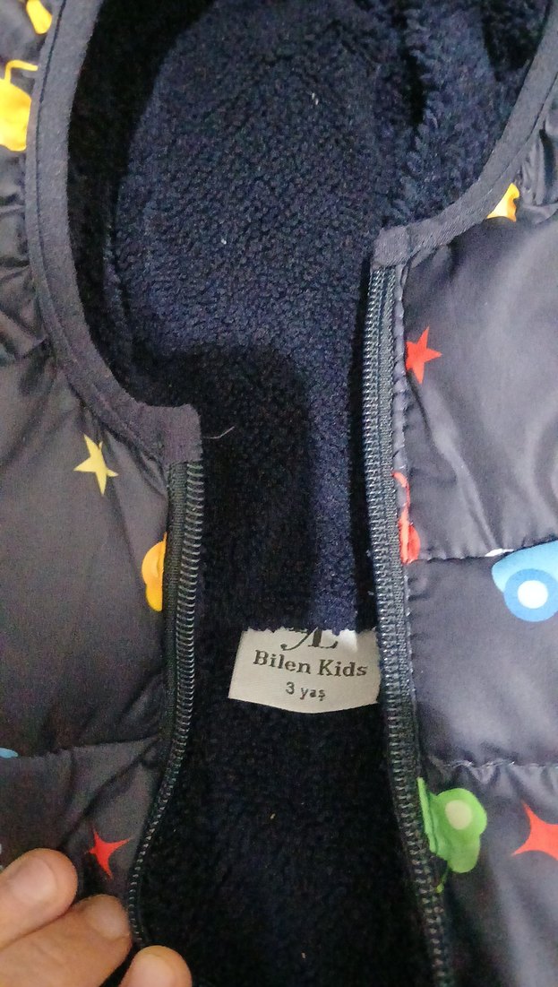 Renkli Desenli Erkek Çocuk Kapüşonlu Mont - Görsel 2