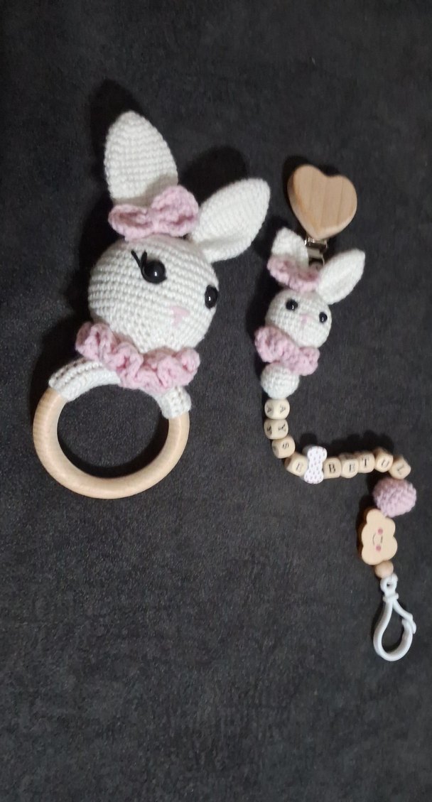 Pembe Pastel Tavşan Diş Kaşıyıcı ve Çıngırak Seti - Görsel 3